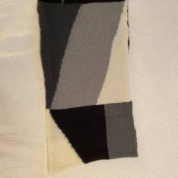 Mudd Infinity Scarf - Picture 2 of 4